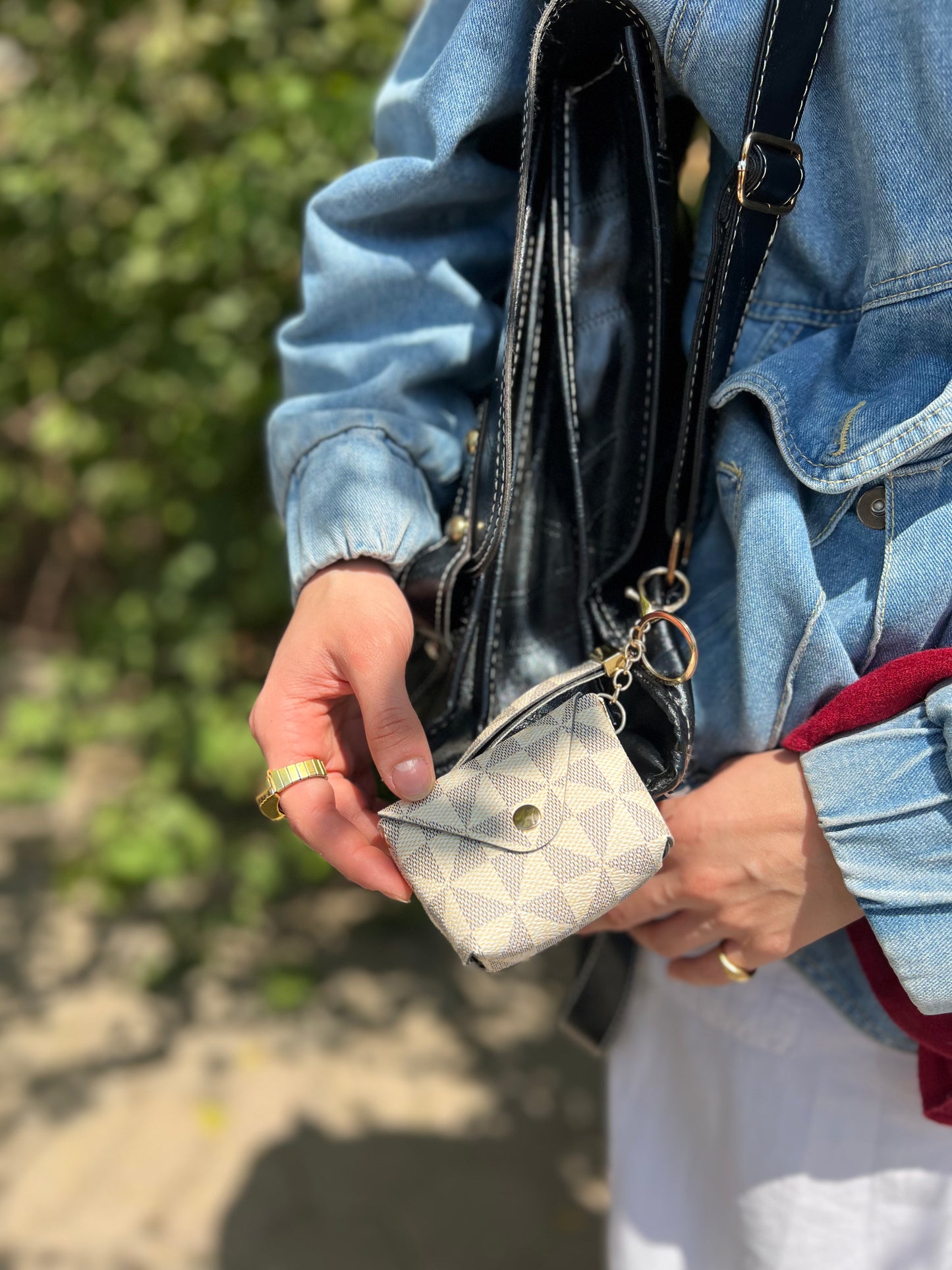 Charms & Carry